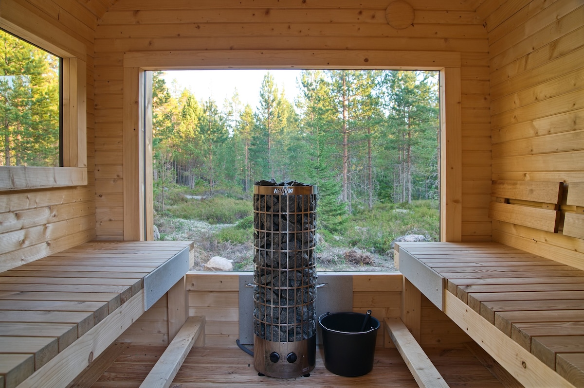 Skogsslottet-Private Sauna and Hot Tub!