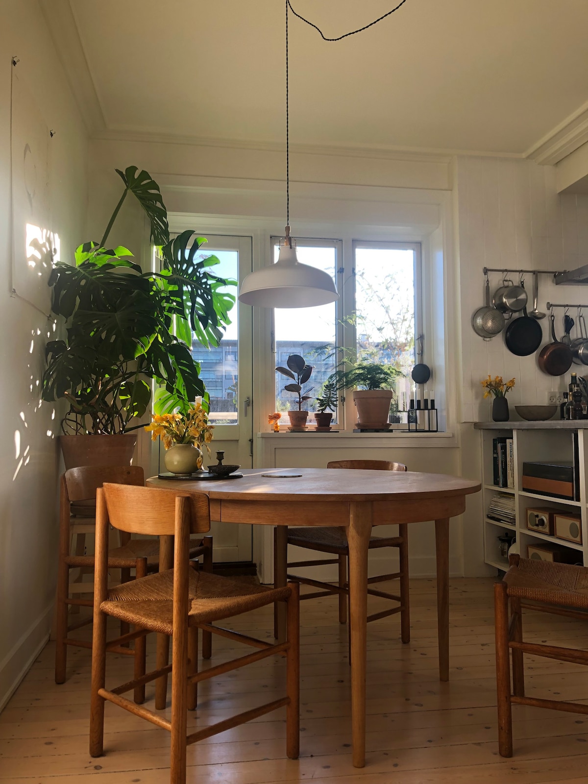 Bright apartment with balcony