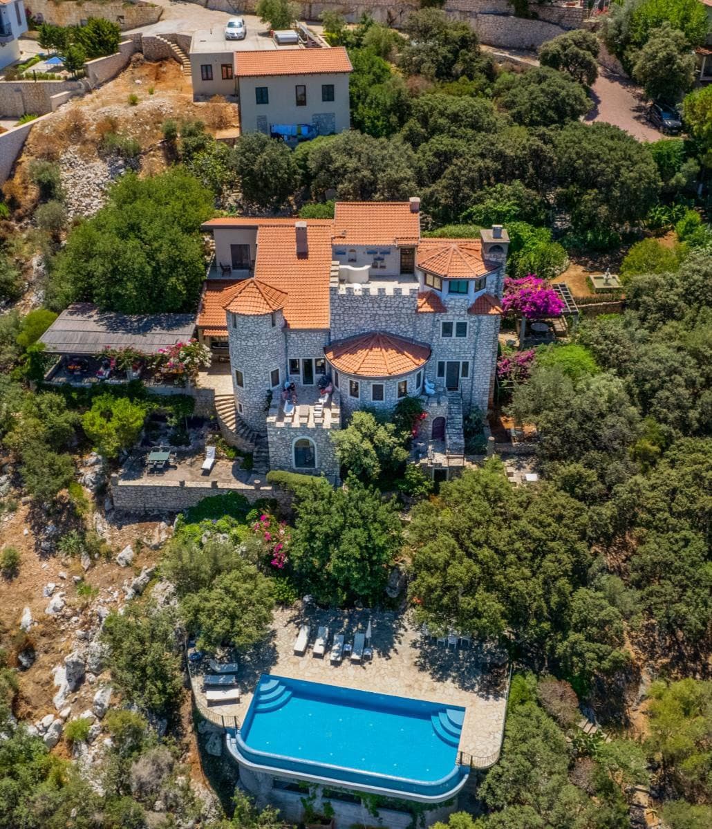 Charming Castle Villa in Kaş/Yarimada