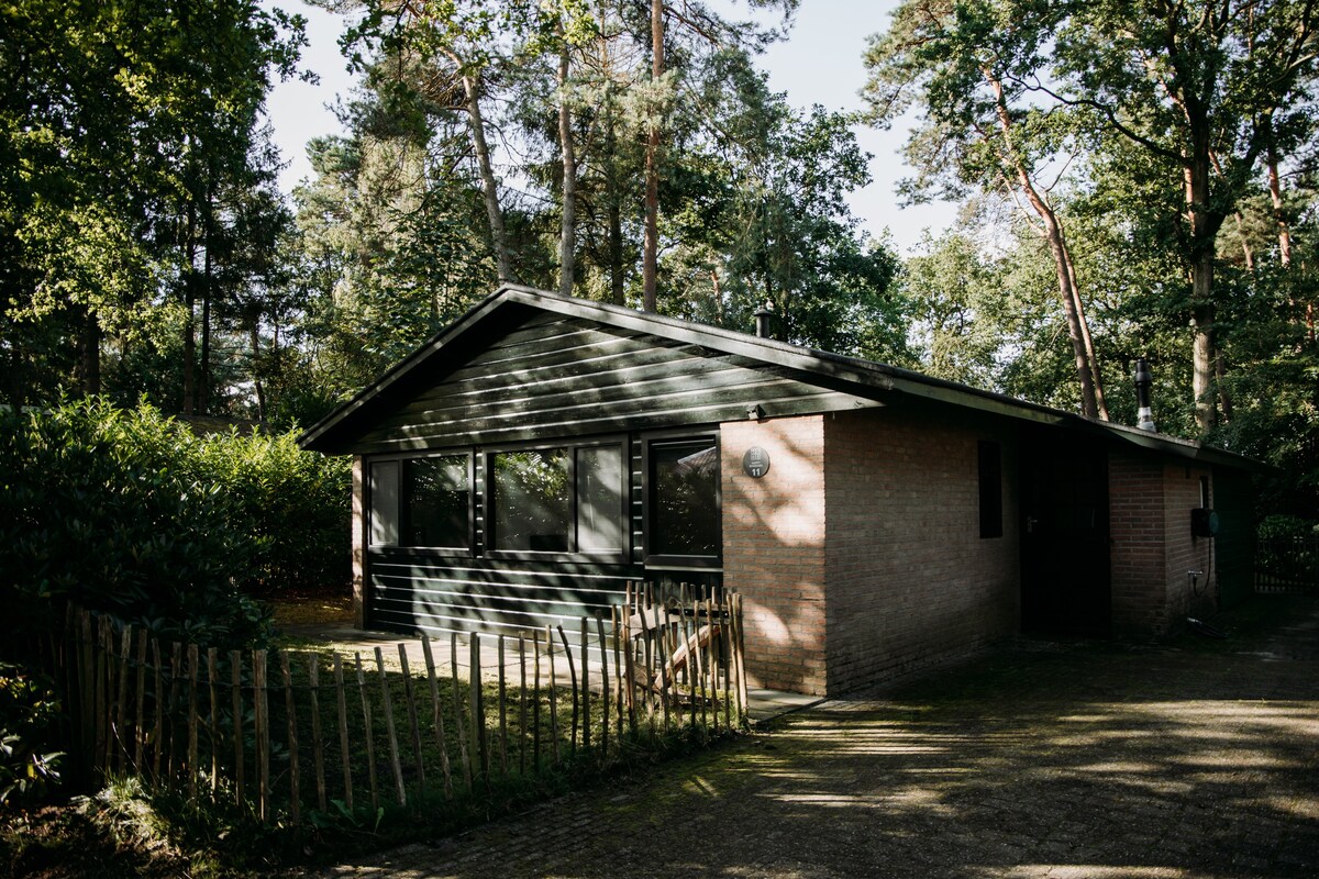 Forest Bungalow 1 * Hottub * Nature * Relax