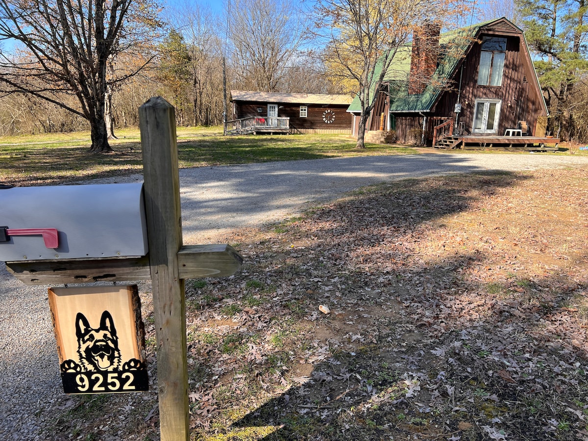 The Cottage at Ola's Retreat