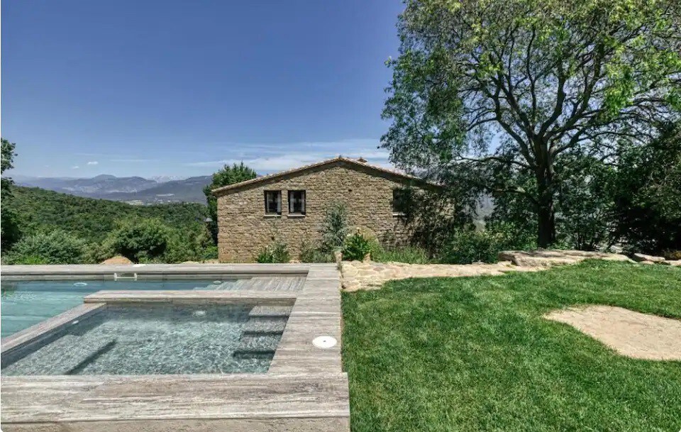 Luxury holiday home in catalonia