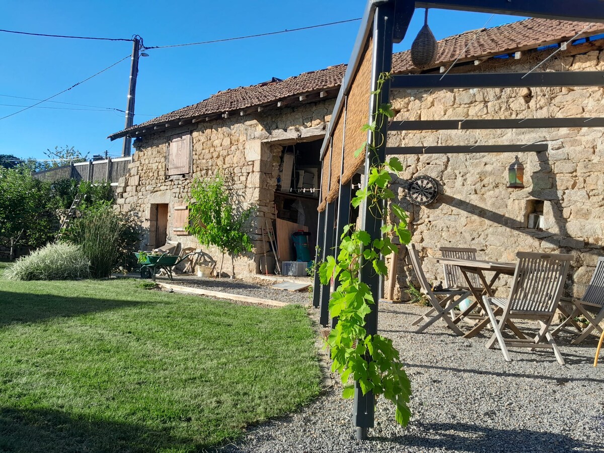 Maison Maeva; Entire Stone House In Quiet Hamlet.