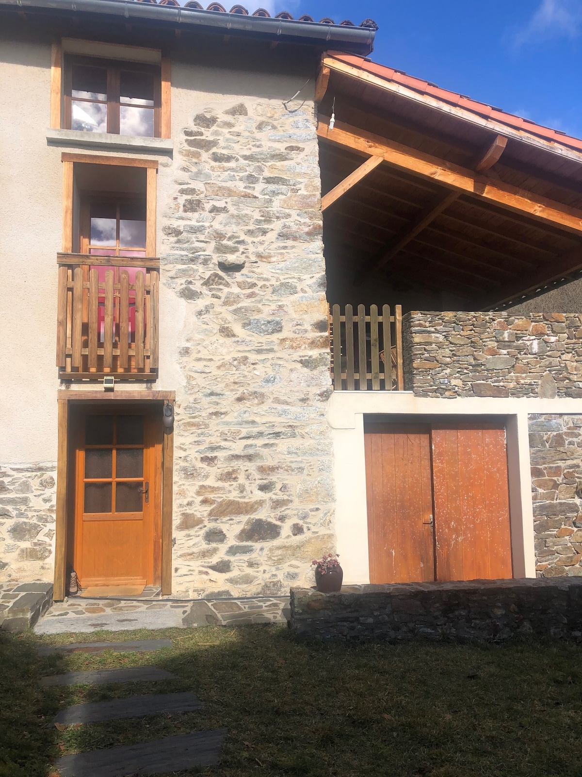 Gîte de montagne avec jardin