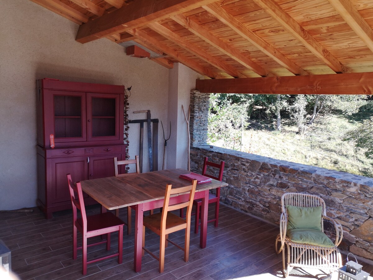 Gîte de montagne avec jardin