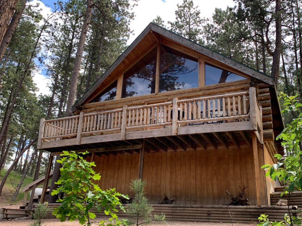 Cabin #10: The Moose Lodge