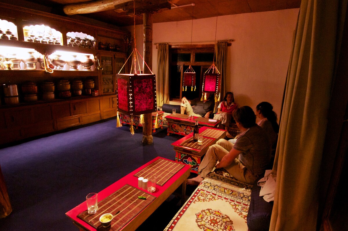 Shyok River Lodge - Dragon Room