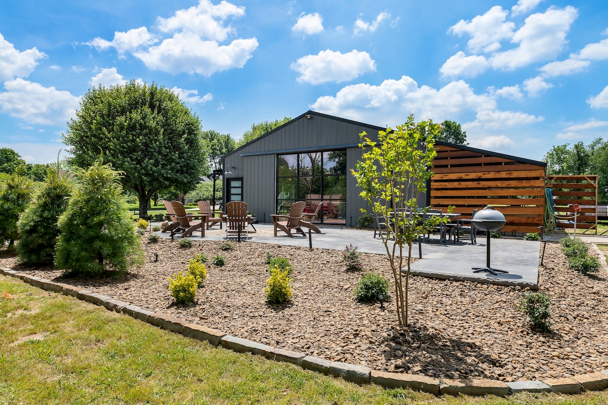 The Barn at Coler, Bike In/Out, 1 mi from downtown