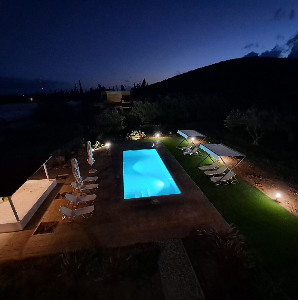 Eleni's Pool Villa