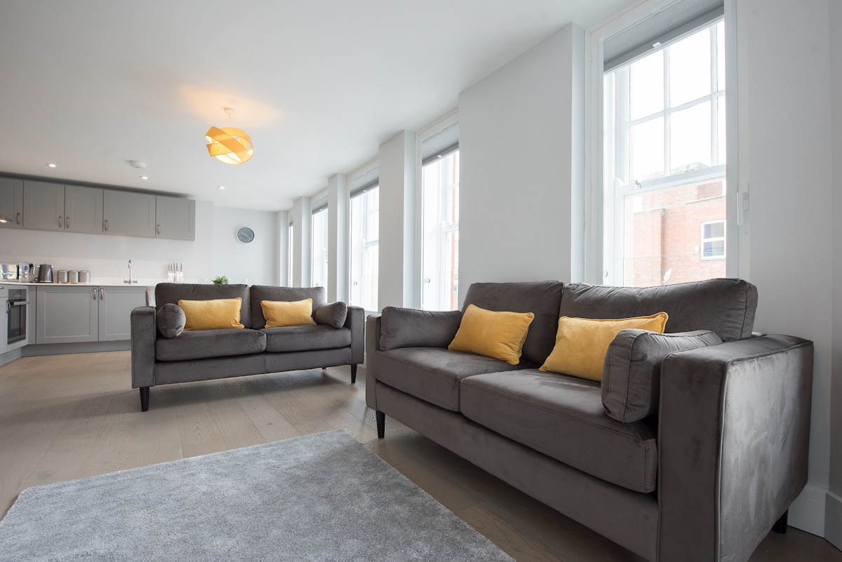 Modern,Bright and spacious 2 bed