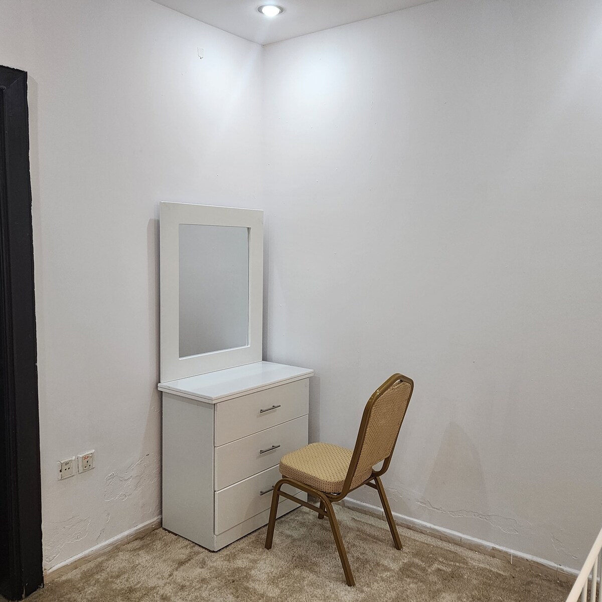 Quiet apartment in Al Khobar near the beach