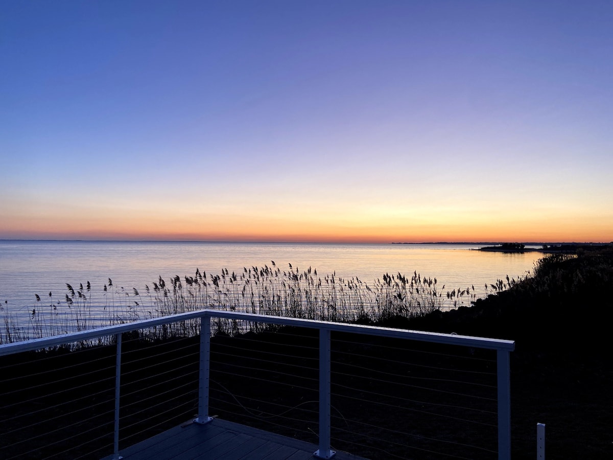 NY Waterfront Home with Private Beach Access