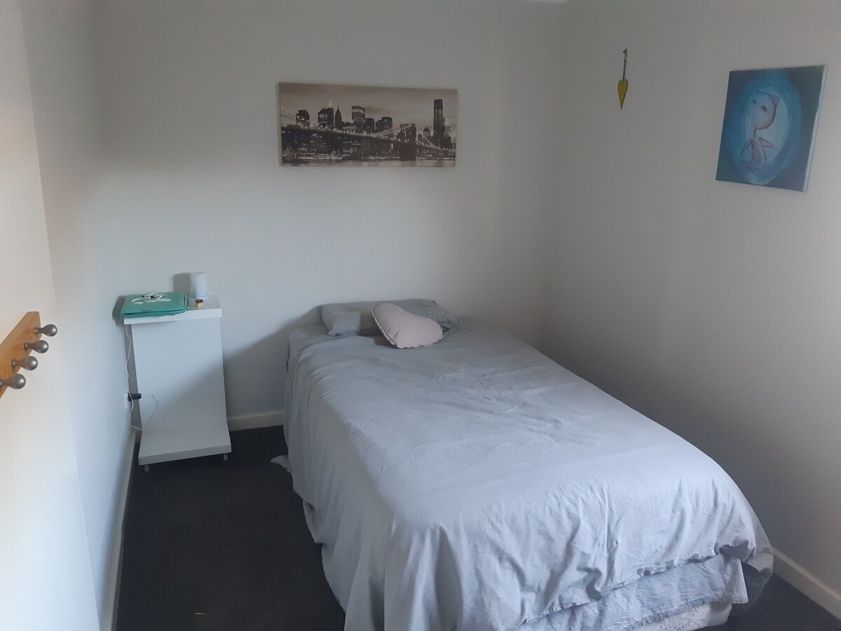 Cozy single room in central Kalgoorlie