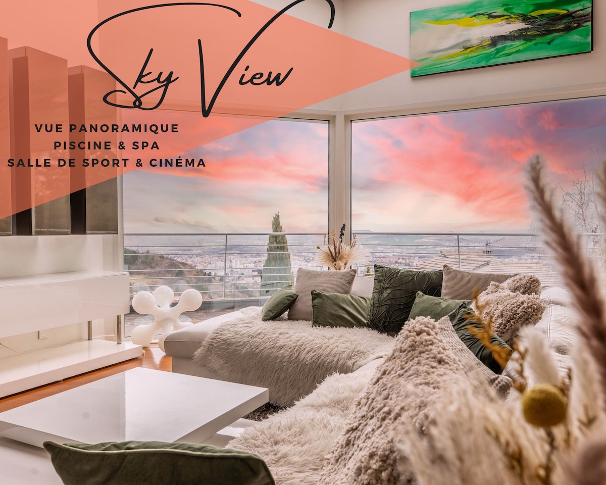 *Sky View* Cinema & Spa & Piscine