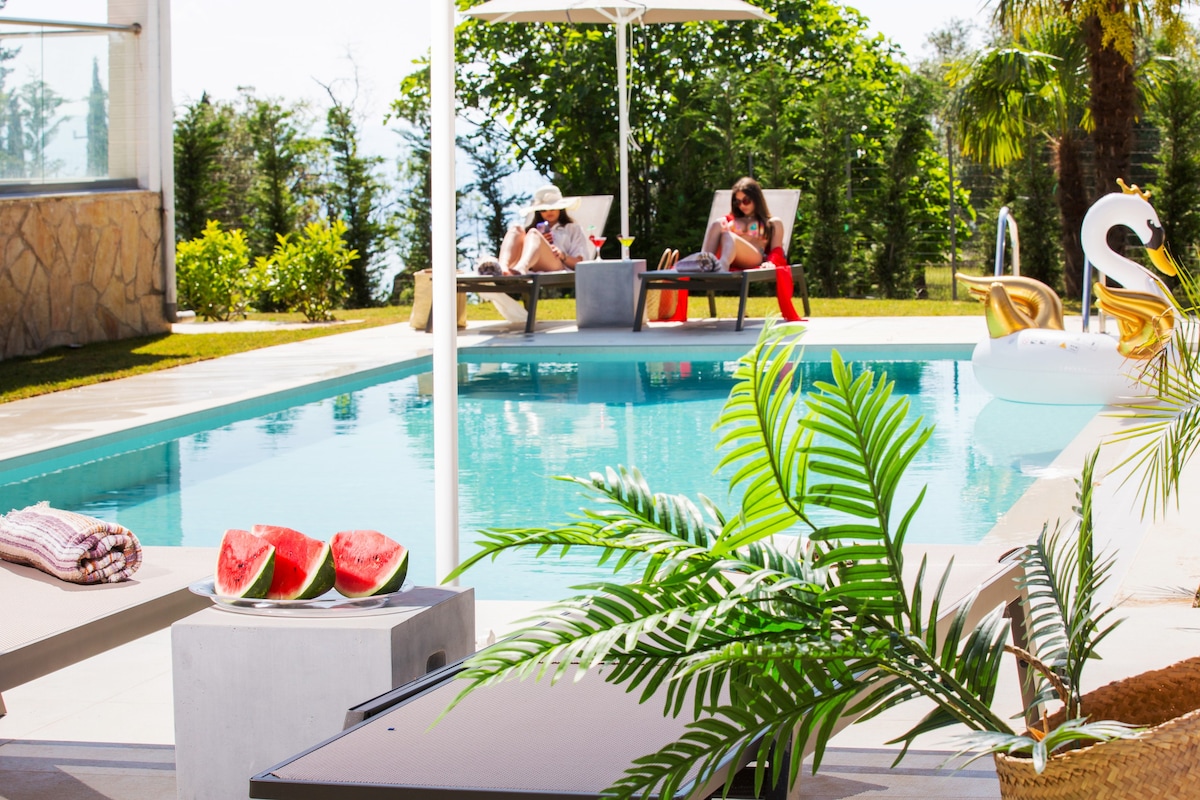 Villa Grande Casa with swimming pool