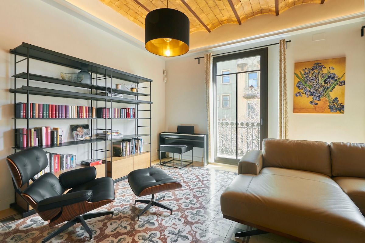 Luxury 3-bed/3-bath Paseig de Gracia (long stays)