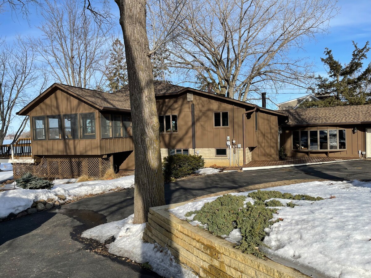 Beautiful home on Cedar Lake.