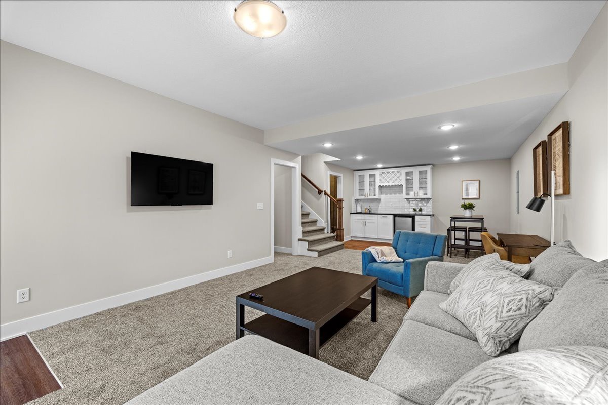 NFL Draft Special New 4BDR Central Home on Main St