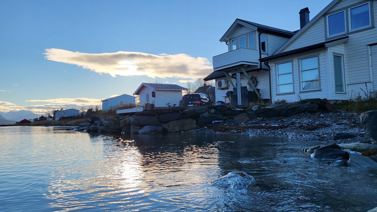 Lyngen Sea House