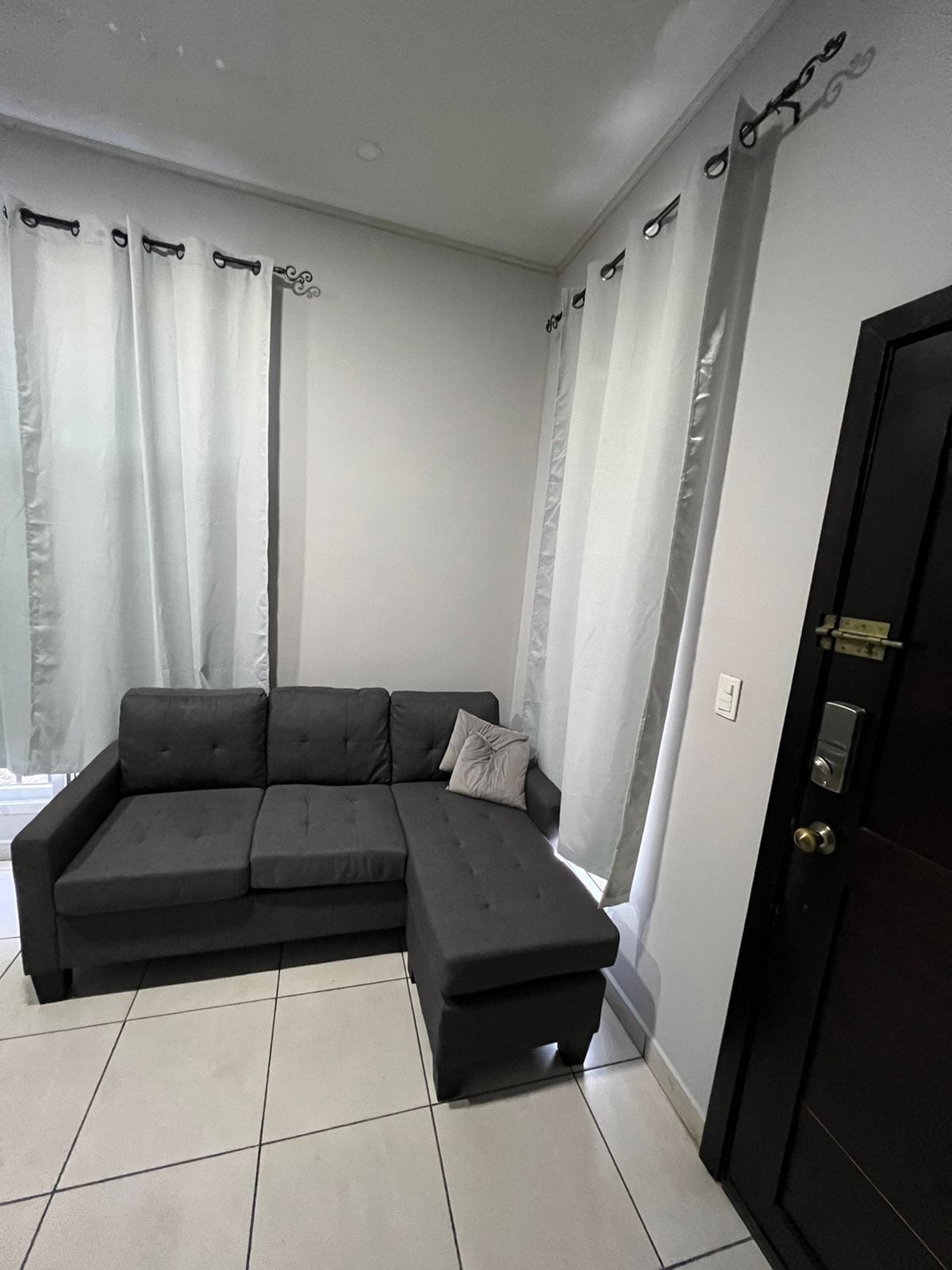 Apartamento Minimalista B