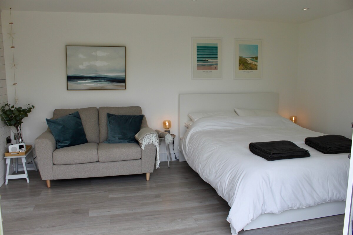 The Cosy Nook, 2 mins to Fistral Beach, Newquay