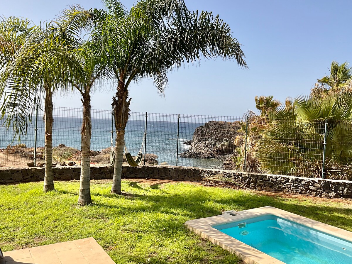 Luxury ocean view with private pool Villa de Nava