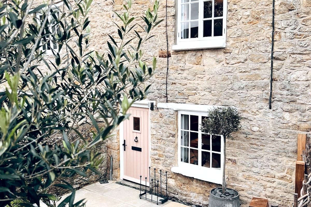 Charming Boutique Cottage In Woodstock Oxfordshire