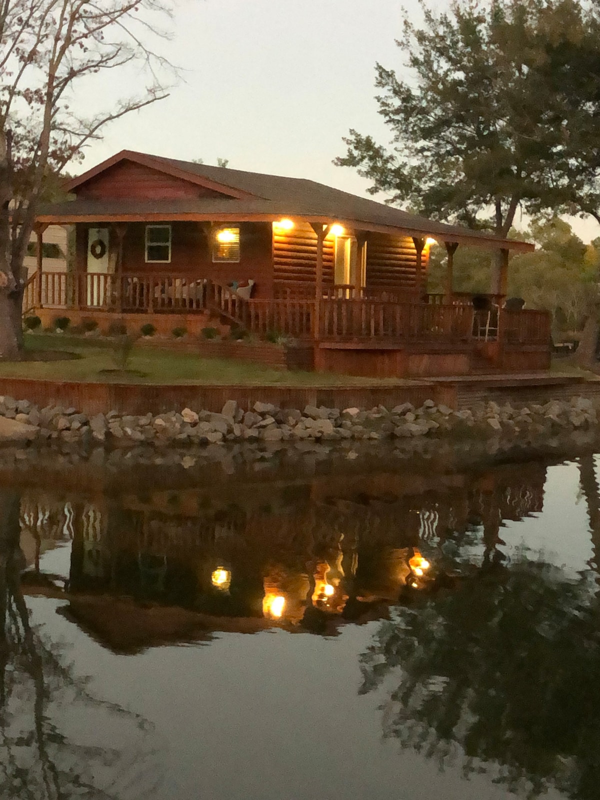 Sunny Lake Relaxation Cabin