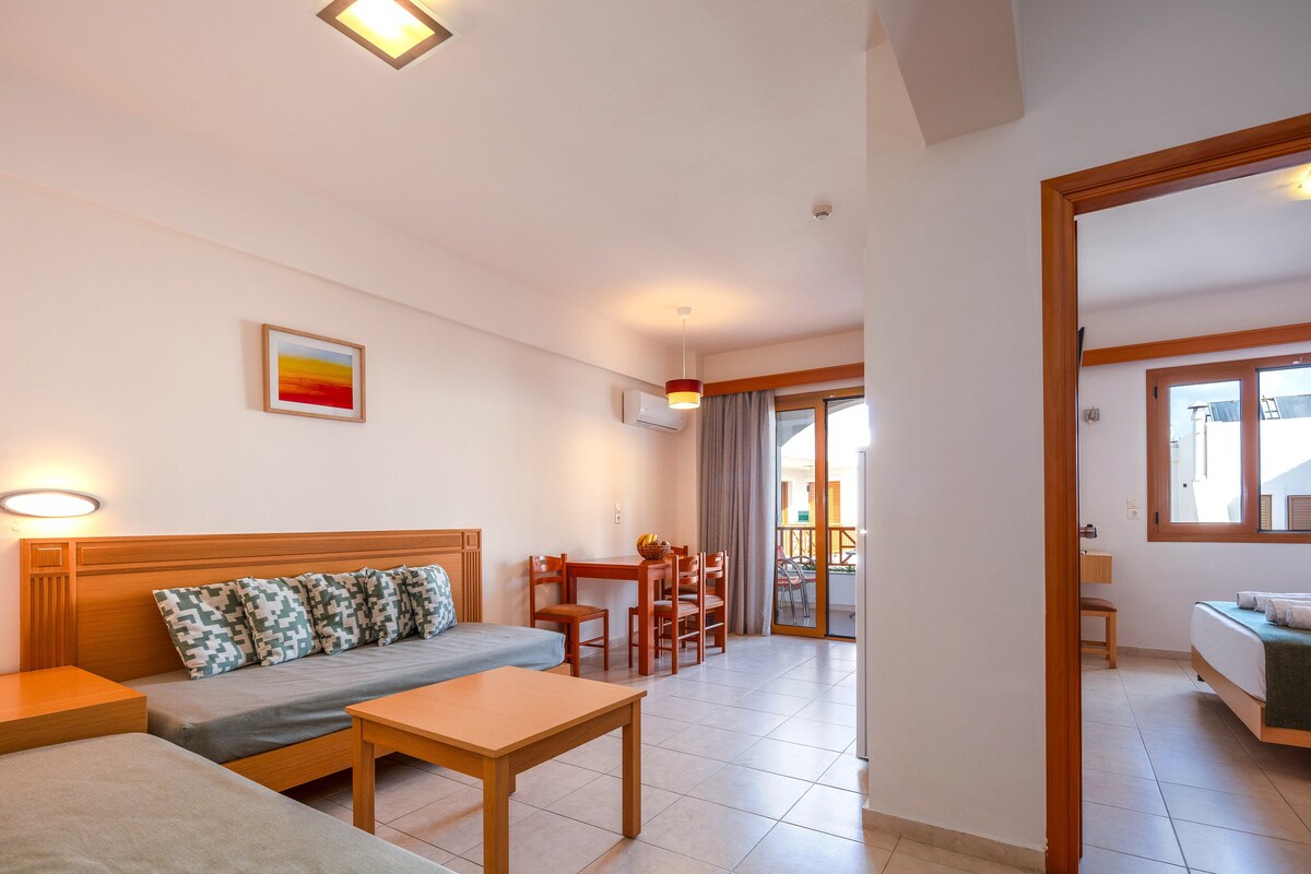 Comfort Apt. in Aristea Hotel & Breakfast Included