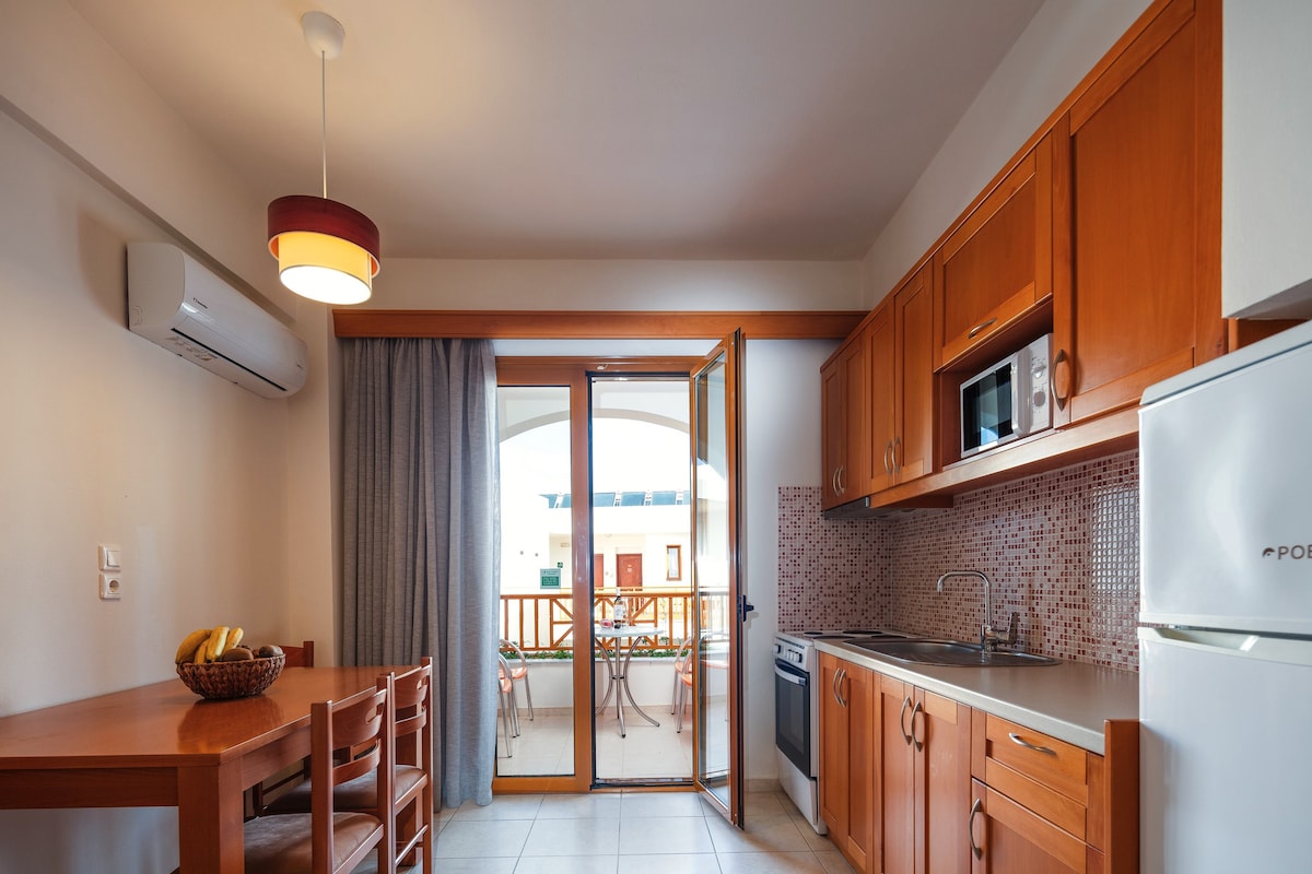 Comfort Apt. in Aristea Hotel & Breakfast Included