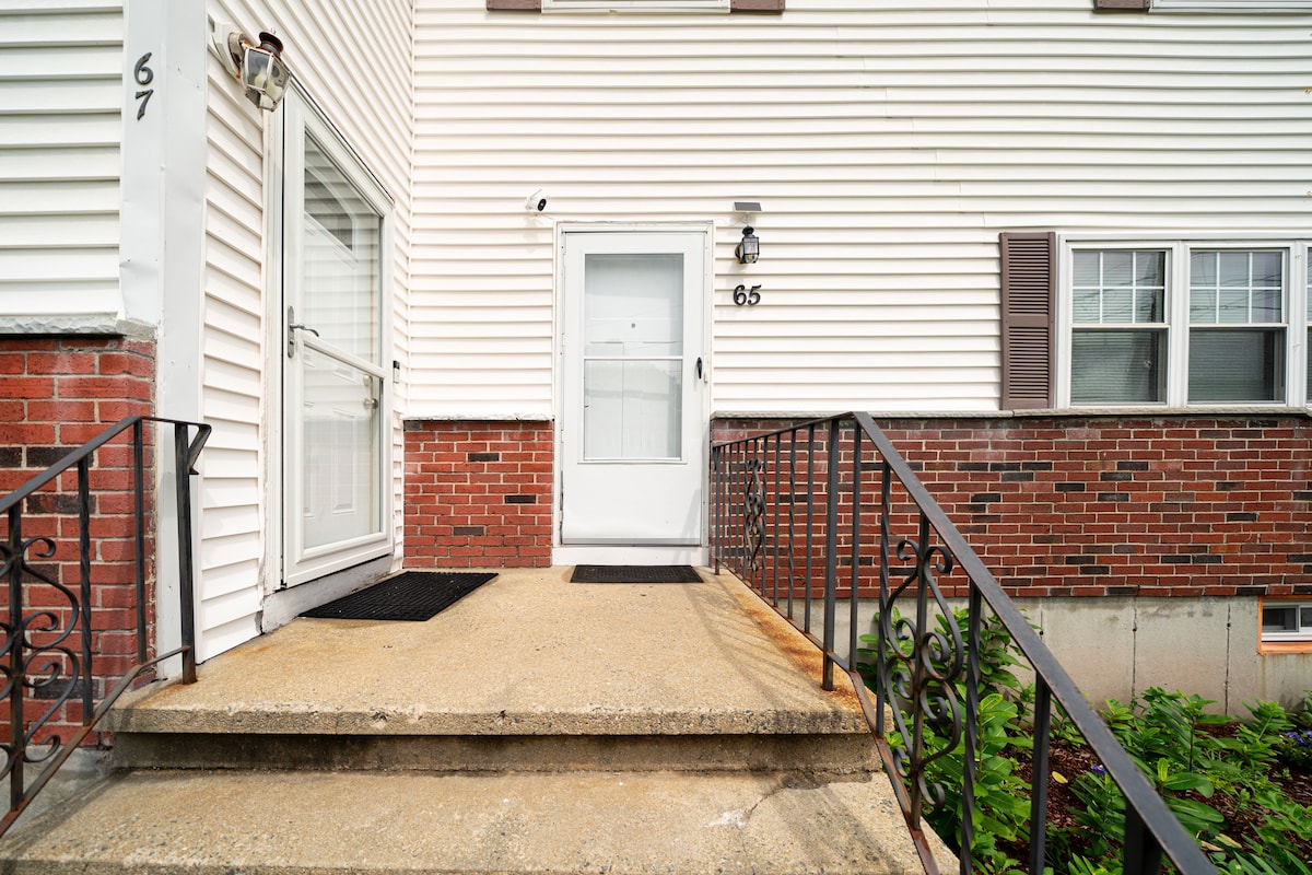 65-Newly Built Gorgeous Home in Randolph