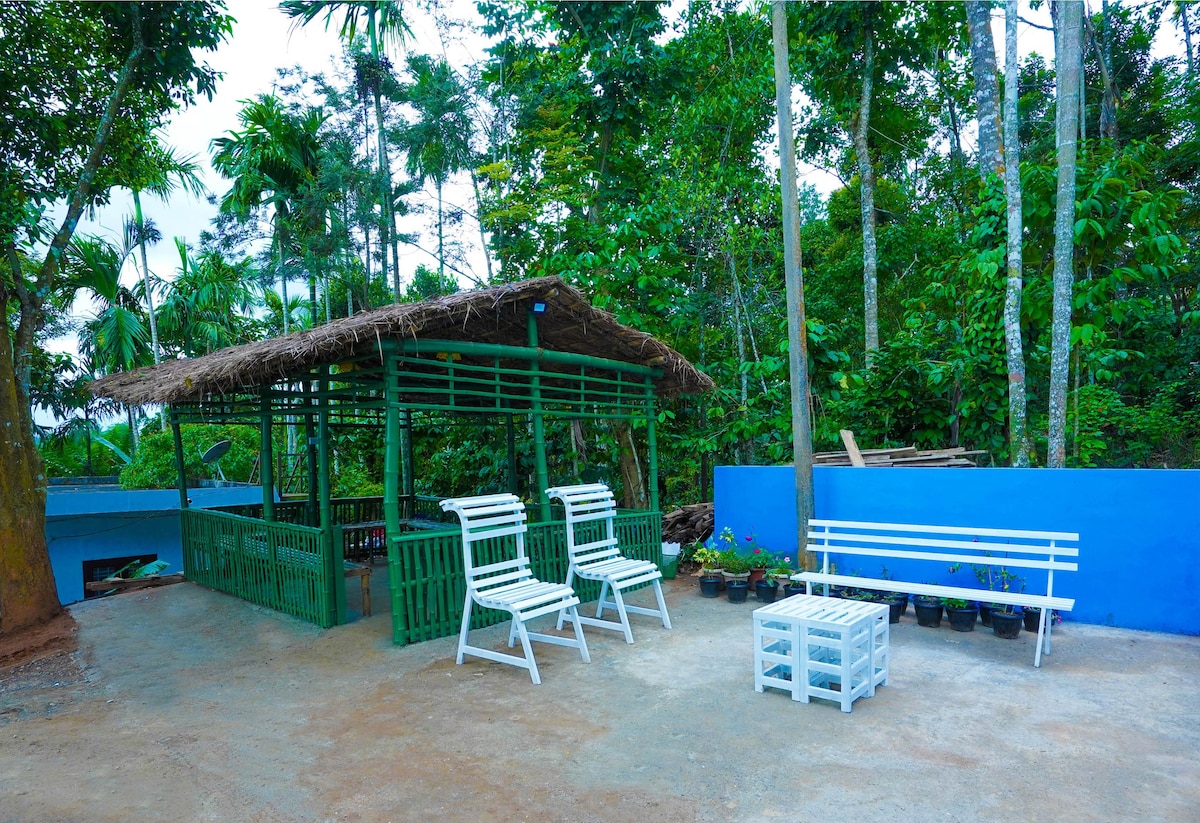 Karapuzha Homestay