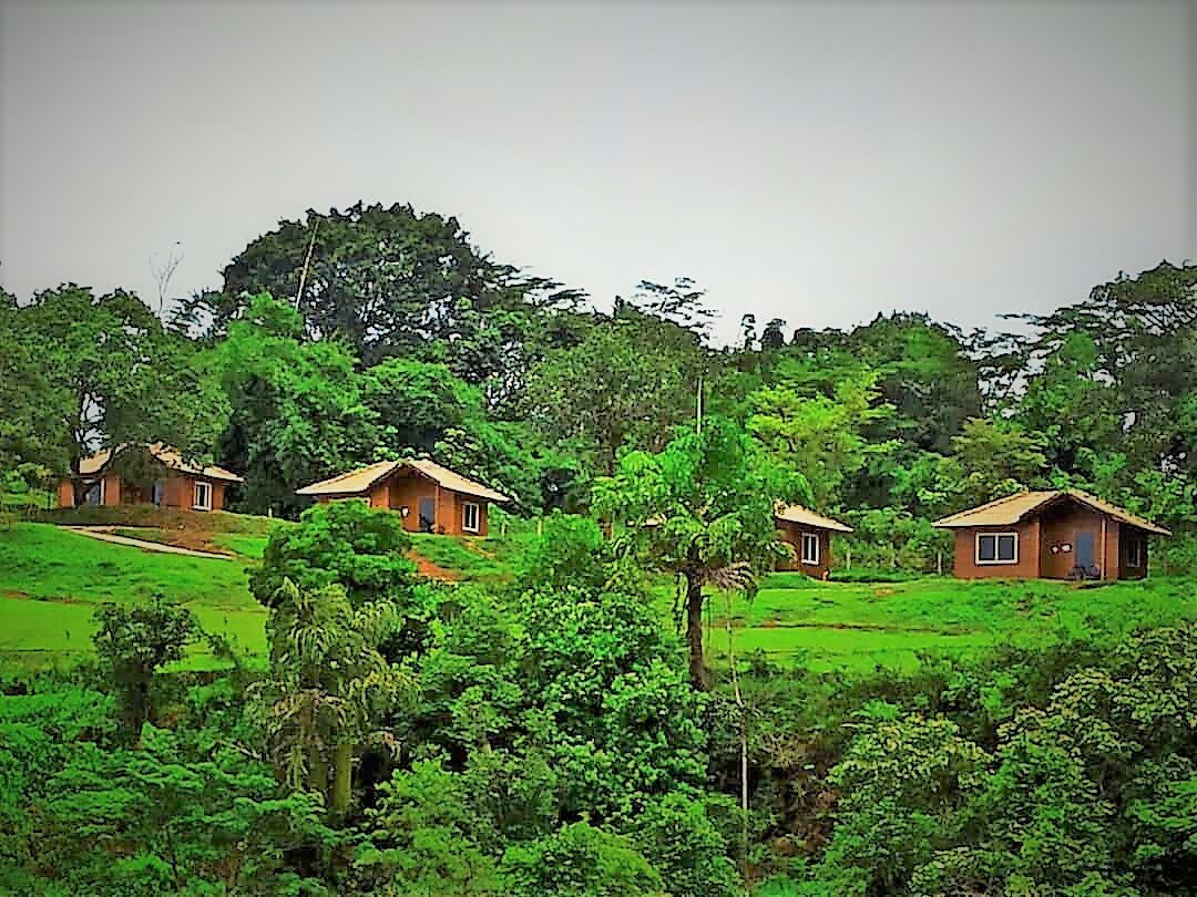 Couple Cottage @Kadumane Hills