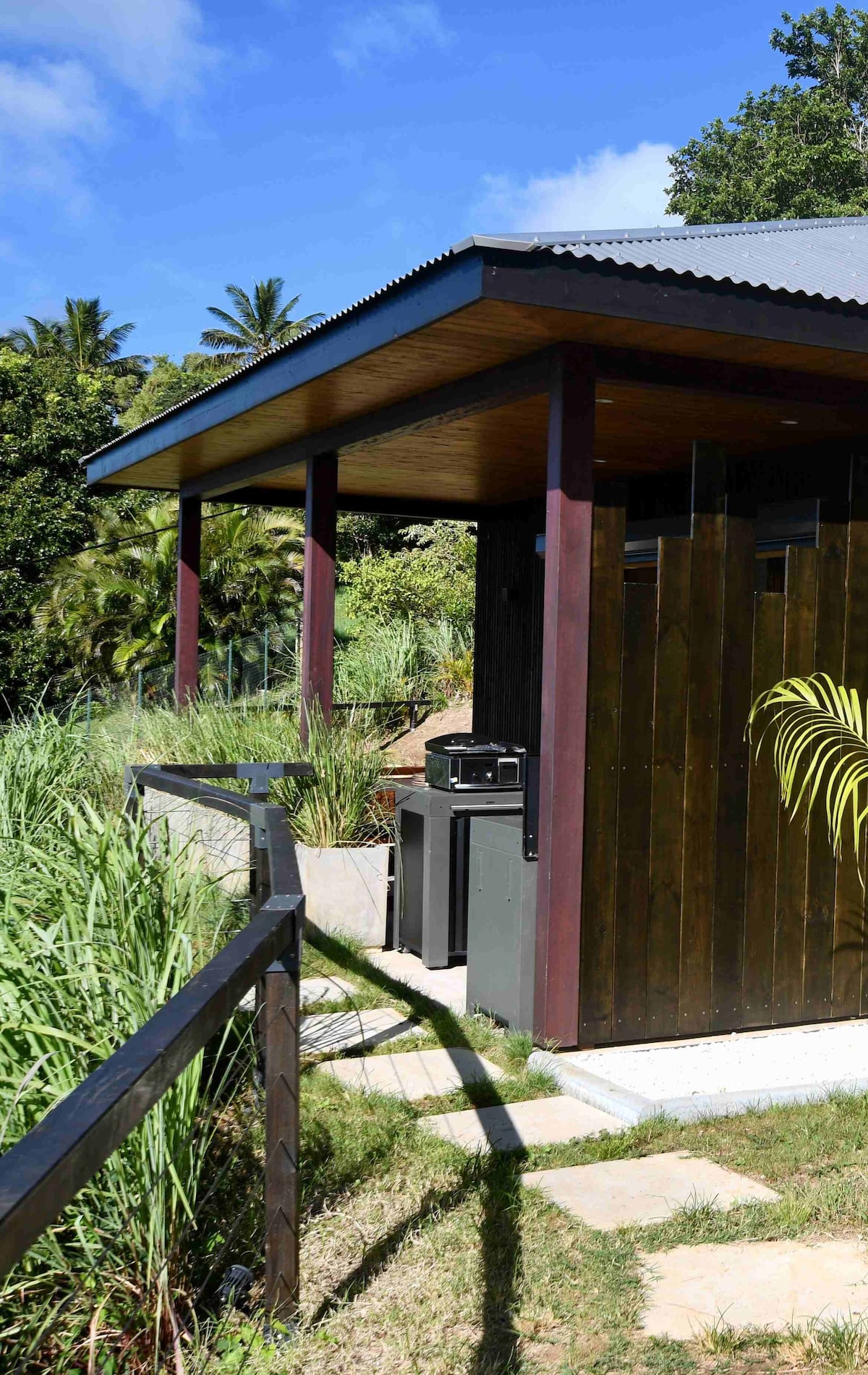 Lodge with panoramic views of the Caribbean Sea