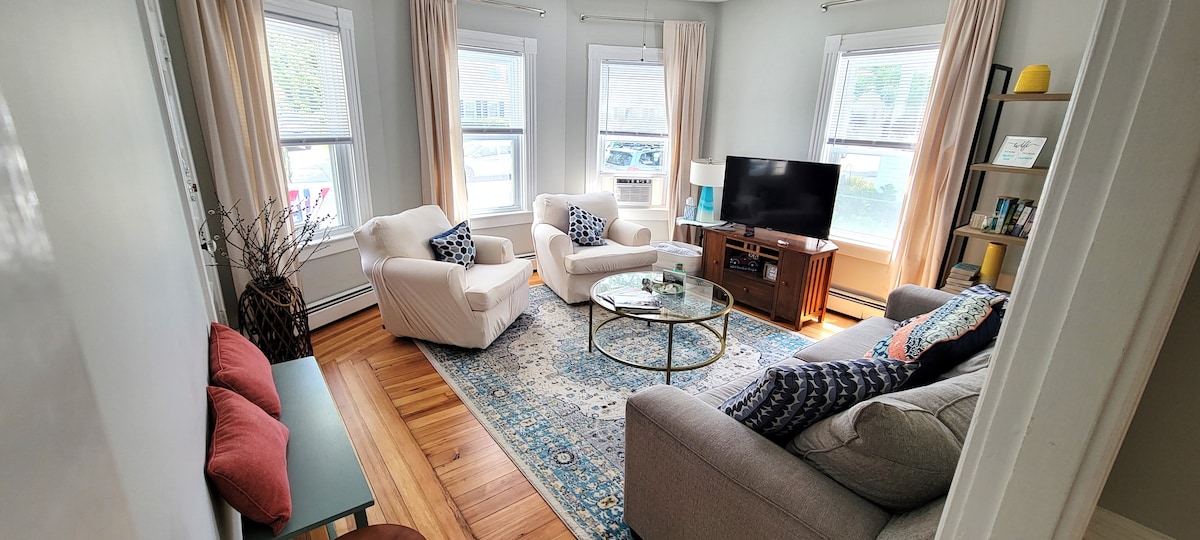 Nautical Nook | Serene 3BR Apt Downtown by Harbor
