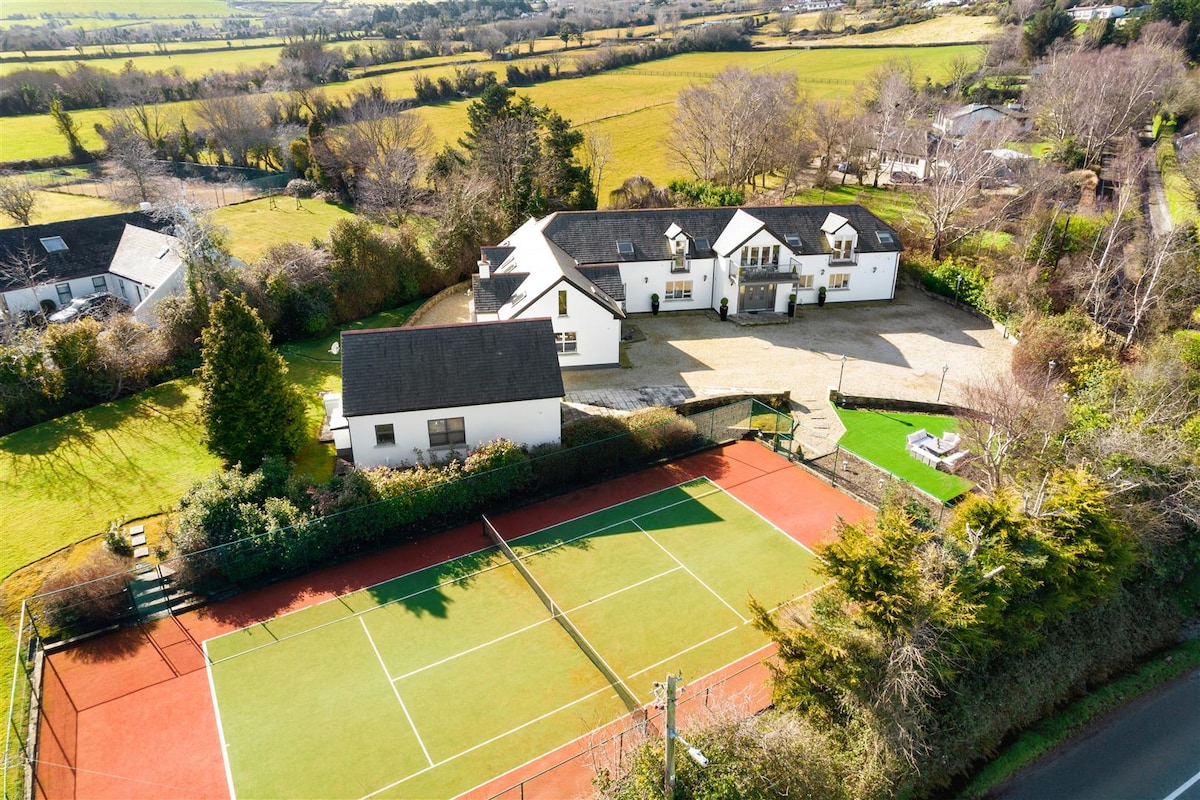 Winton Grove –  for outdoor and tennis enthusiasts