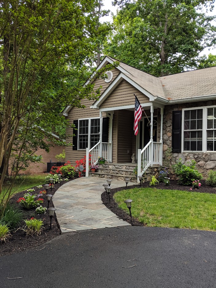 Guest Suite (1 bedroom) in a Lake Community