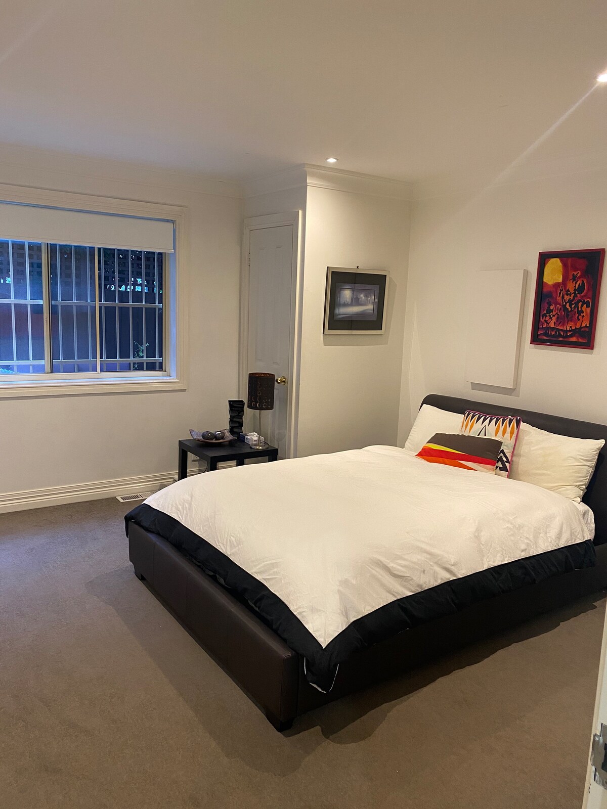 Spacious 1-bedroom with private ensuite