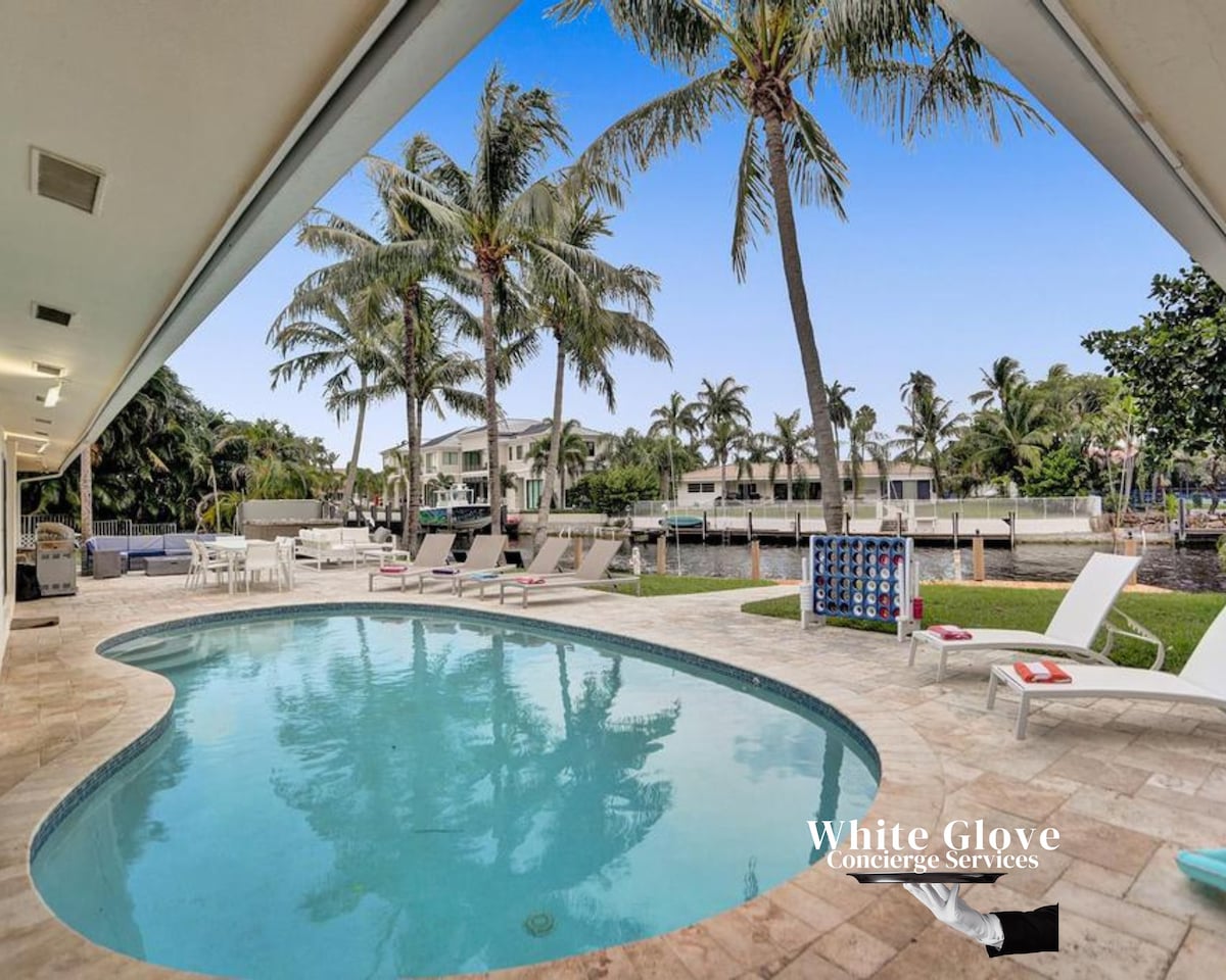 6BR Waterfront Villa Pool | Jacuzzi Close To Beach