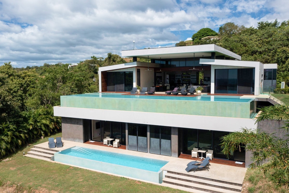 2 Private Pools! HUGE Jungle Luxury Villa