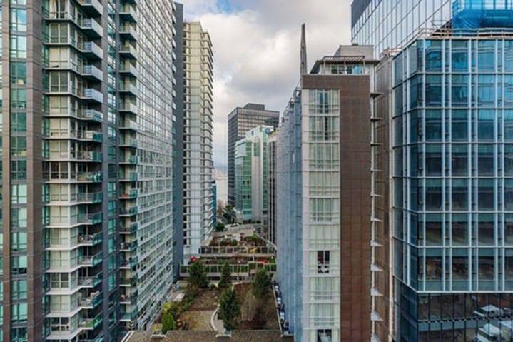 Downtown Vancouver 2Br2Ba w/ Views in Coal Harbour