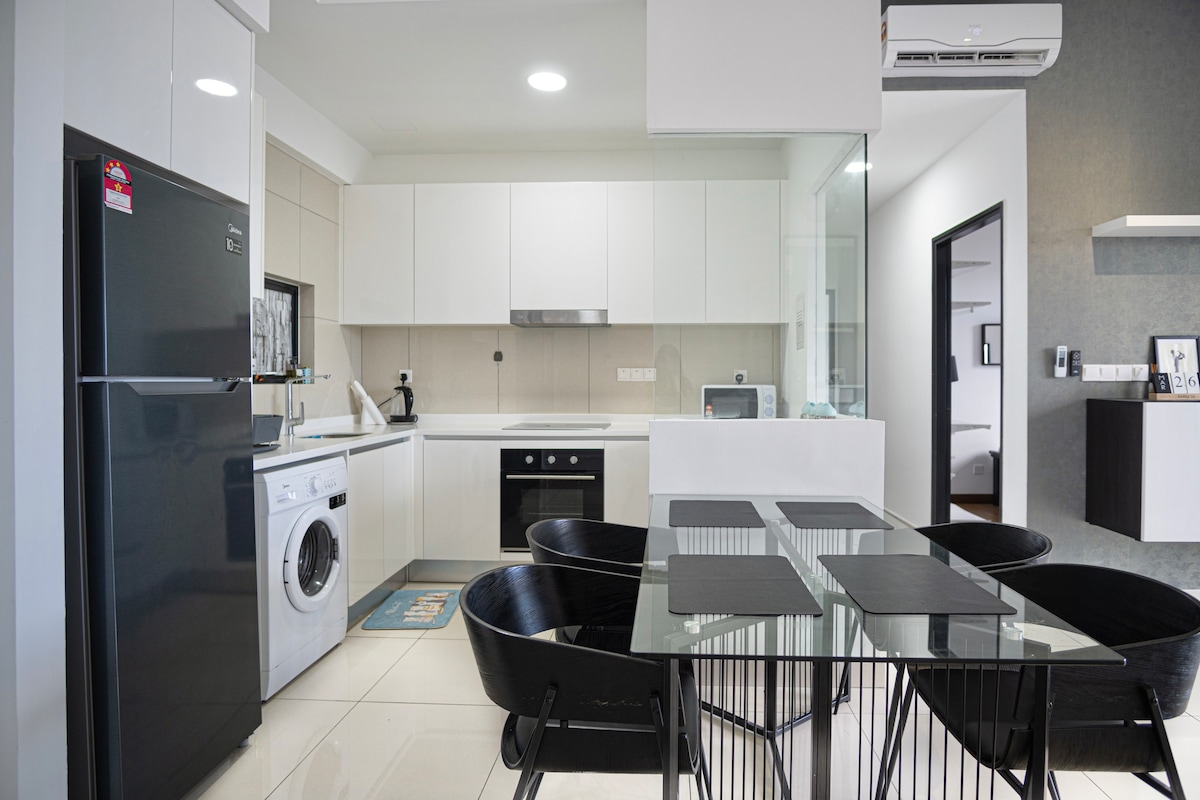 【Astoria Ampang】舒适的3卧室+阳台可供6人入住，可容纳5公里吉隆坡城中城