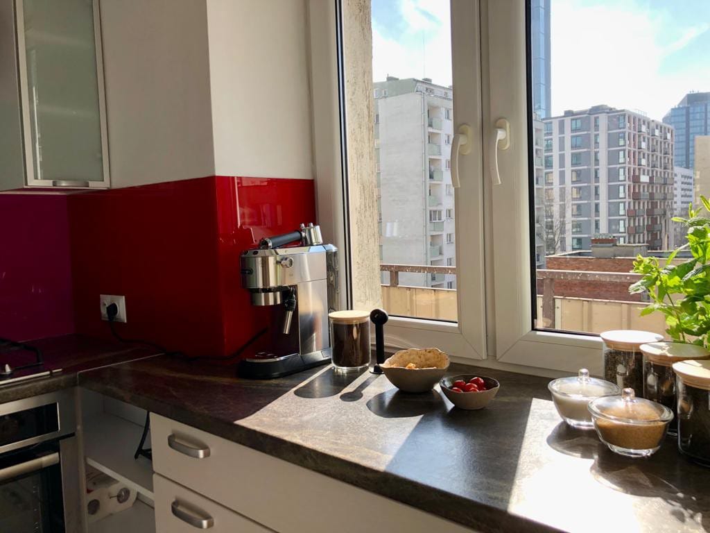 Sunny Warsaw City Centre Flat with Balcony and AC