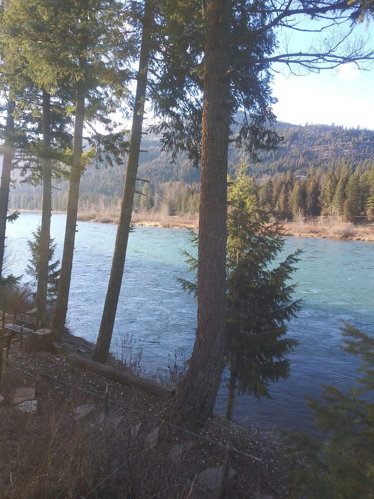 Kootenai River客房