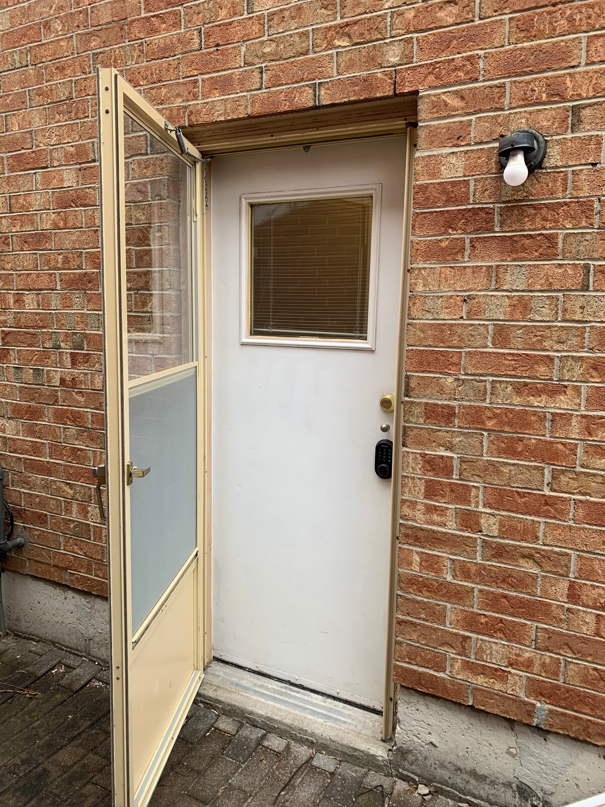 Cozy separate entrance basement