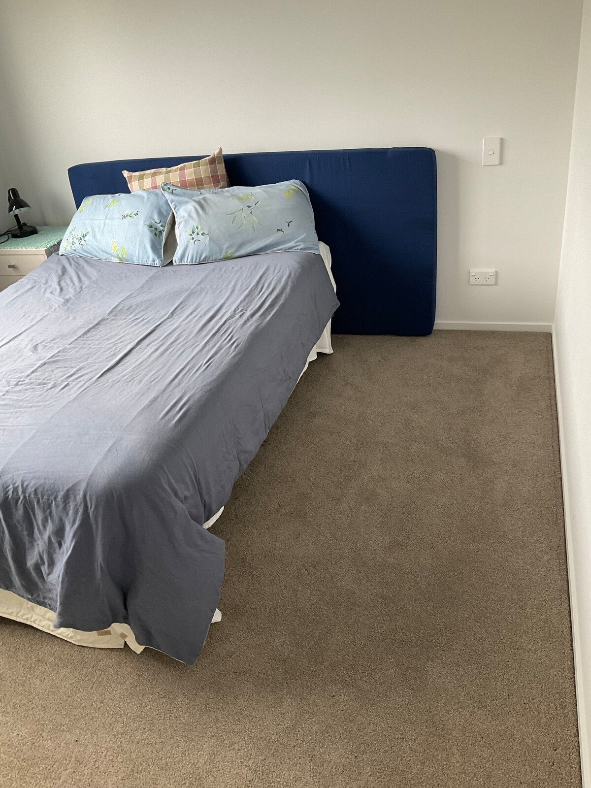Affordable new room minutes to Auckland CBDhighway