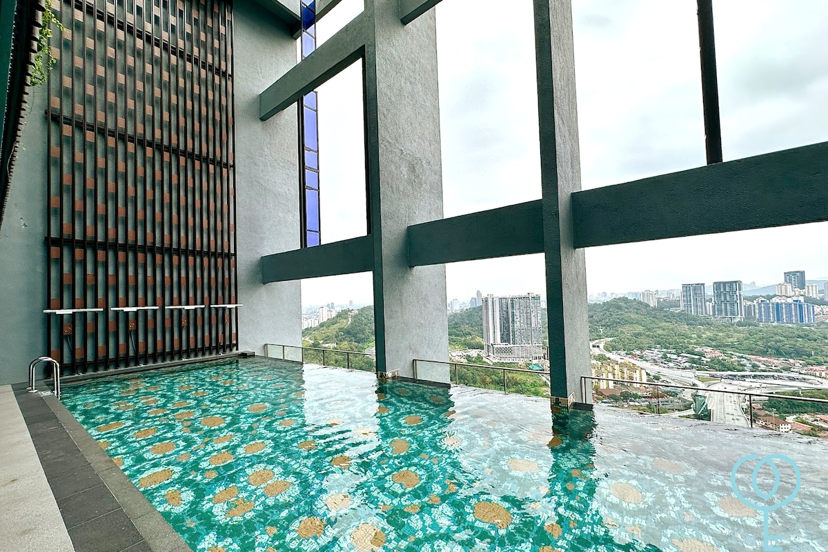 Sky Pool | 2 Bedroom Suite @ OKR - Millerz Square