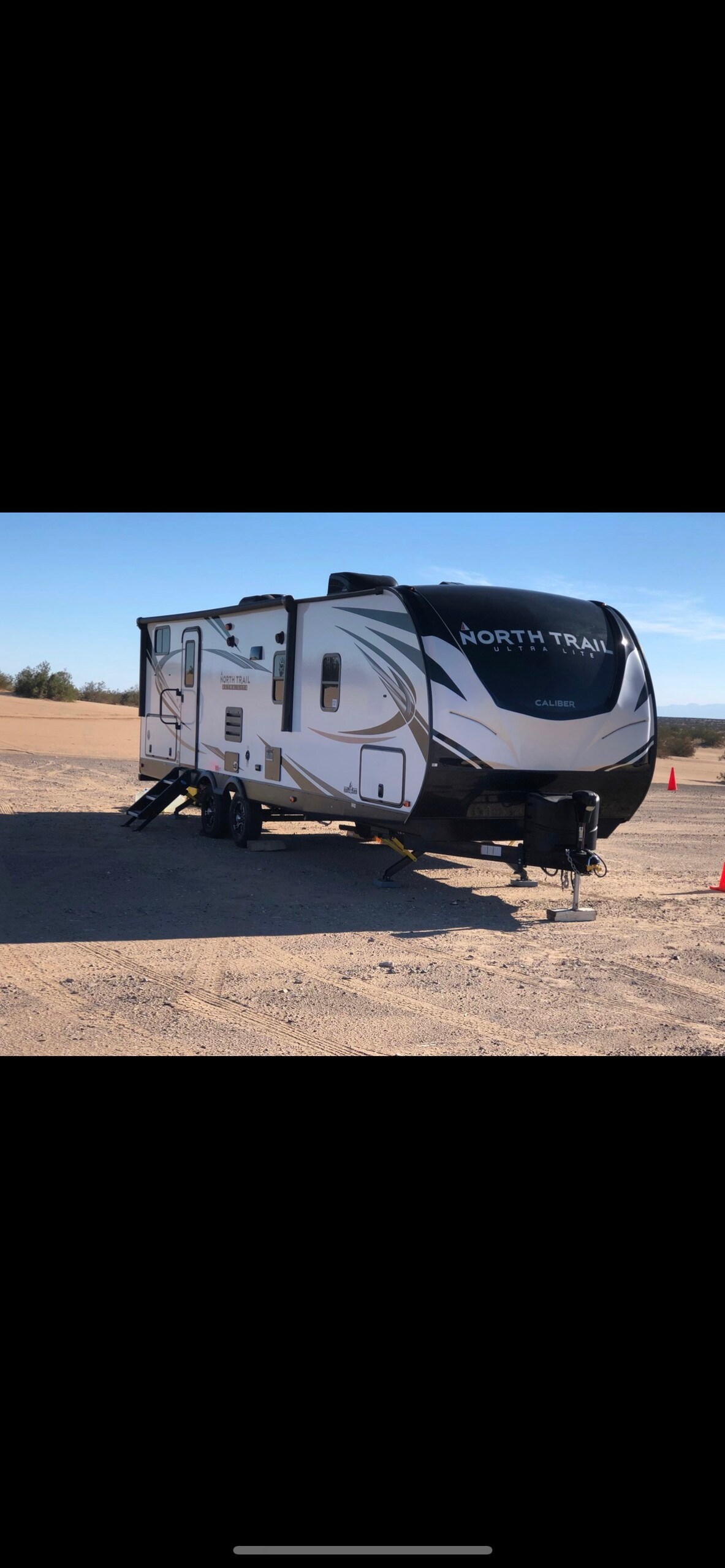 2020 Heartland Camper / RV - 33’