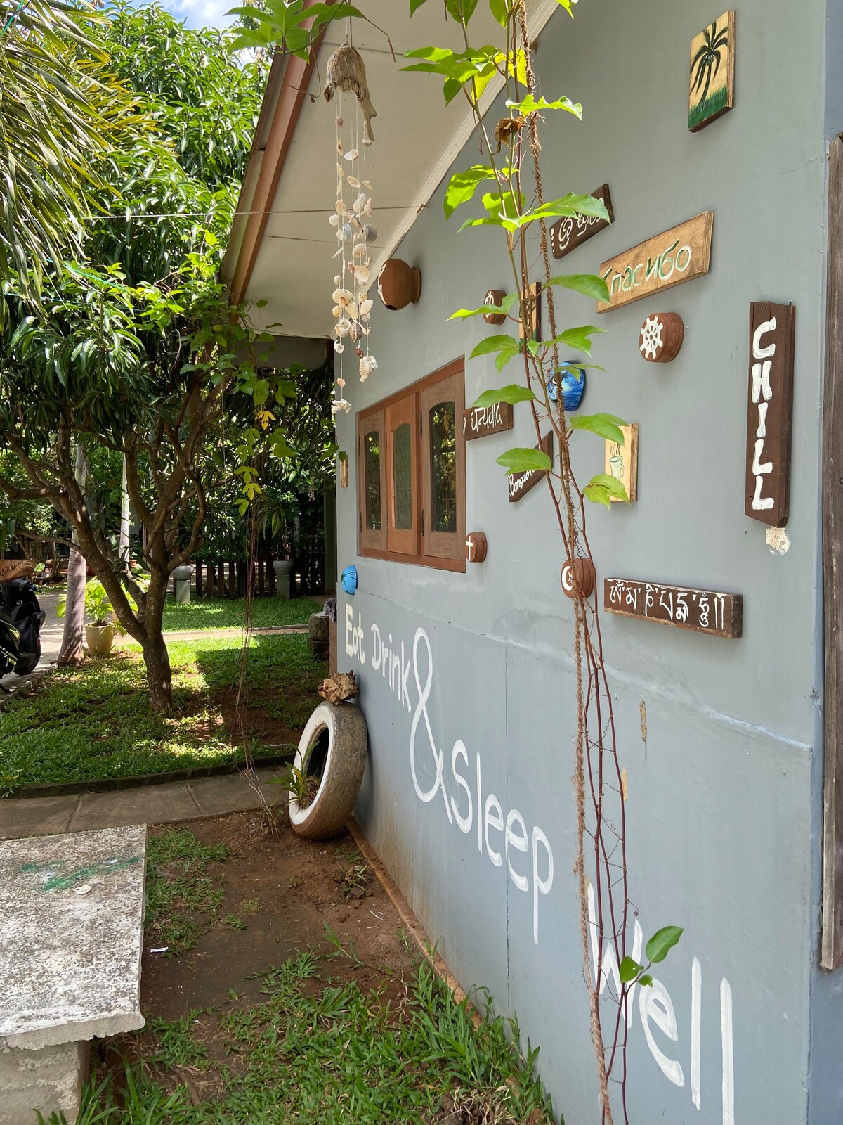 Calm House w Balcony Double Room