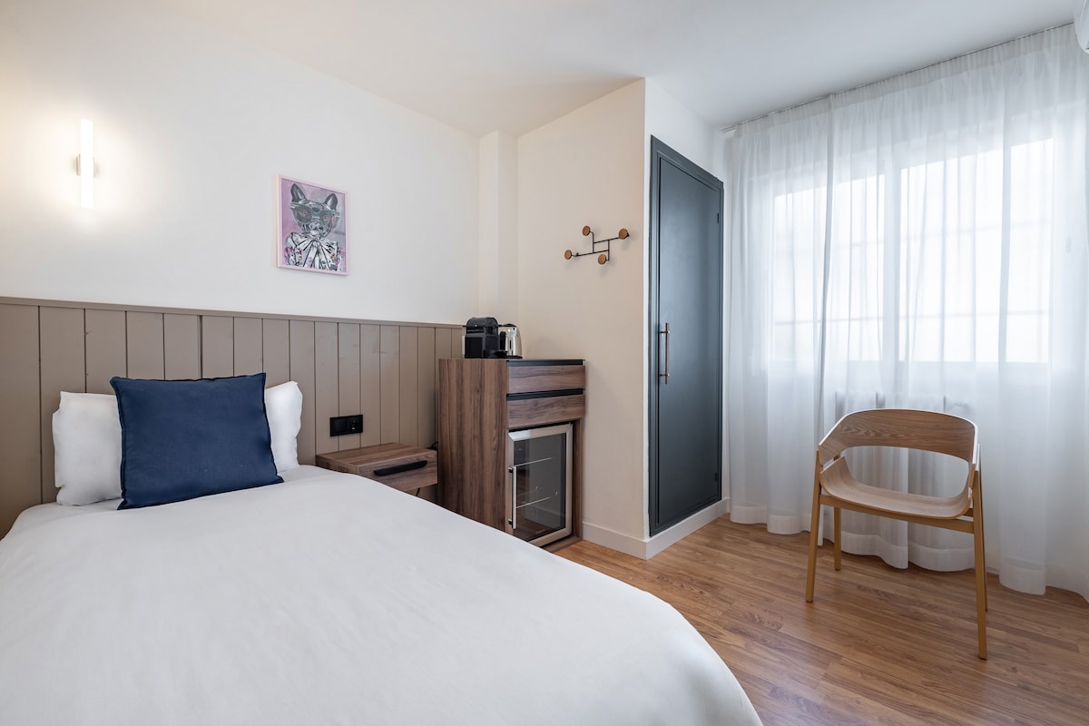 Olala Granada Suite Individual Room | 8min. center